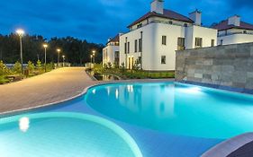 Apartament Baltica z ogródkiem - w ustronnym miejscu tuż przy plaży